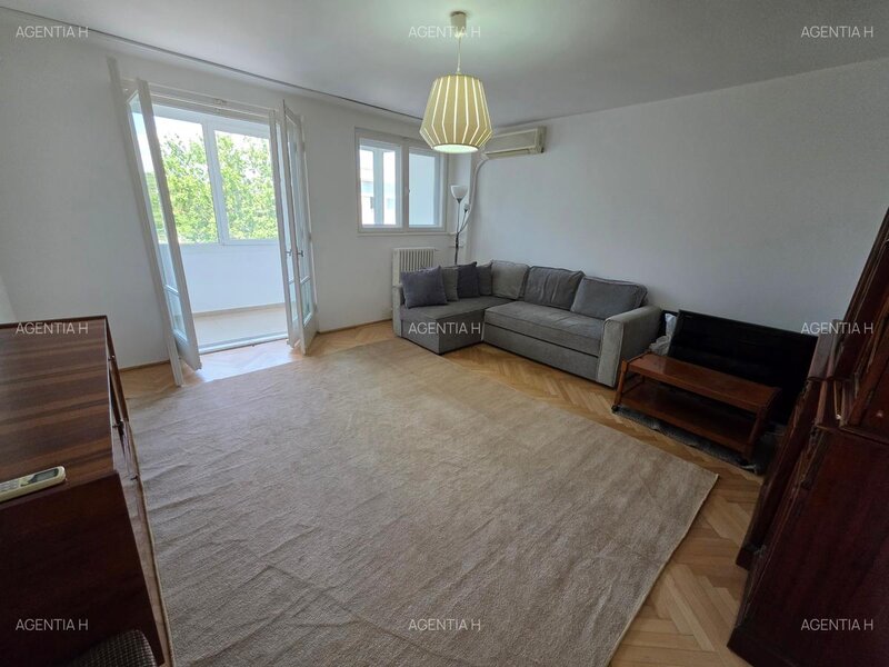 Piata Amzei 3 camere etajul 3/7 mobilat utilat balcon